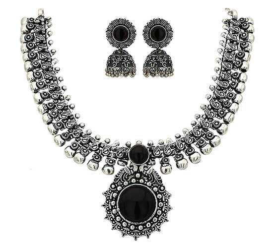 Kolhapuri Kundan Necklace Set_Black