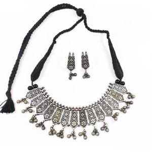 Silver Look Tribal Choker Set 1